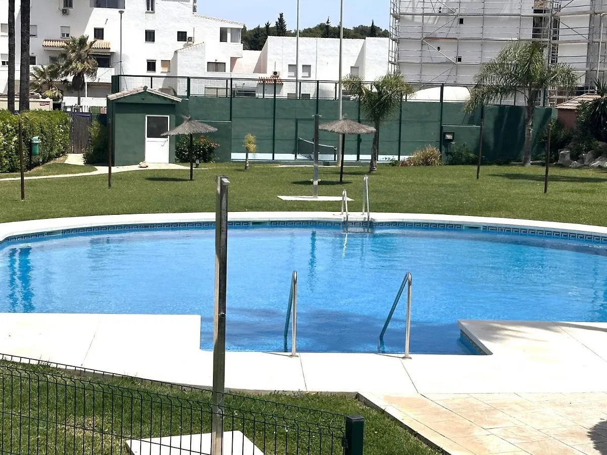 Bahia Azul Villa Estepona 0*,