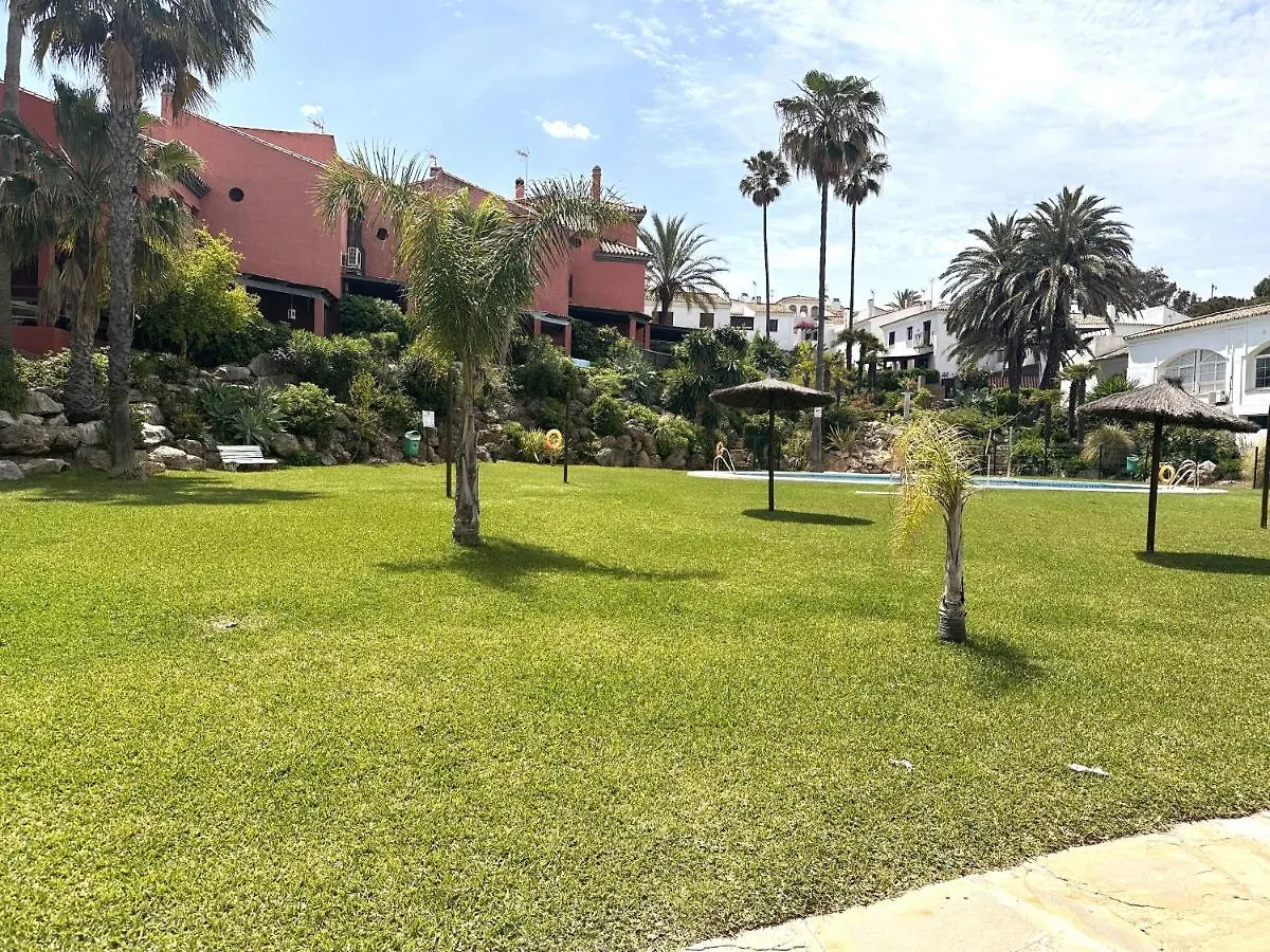 Bahia Azul Villa Estepona 0*,  Spain